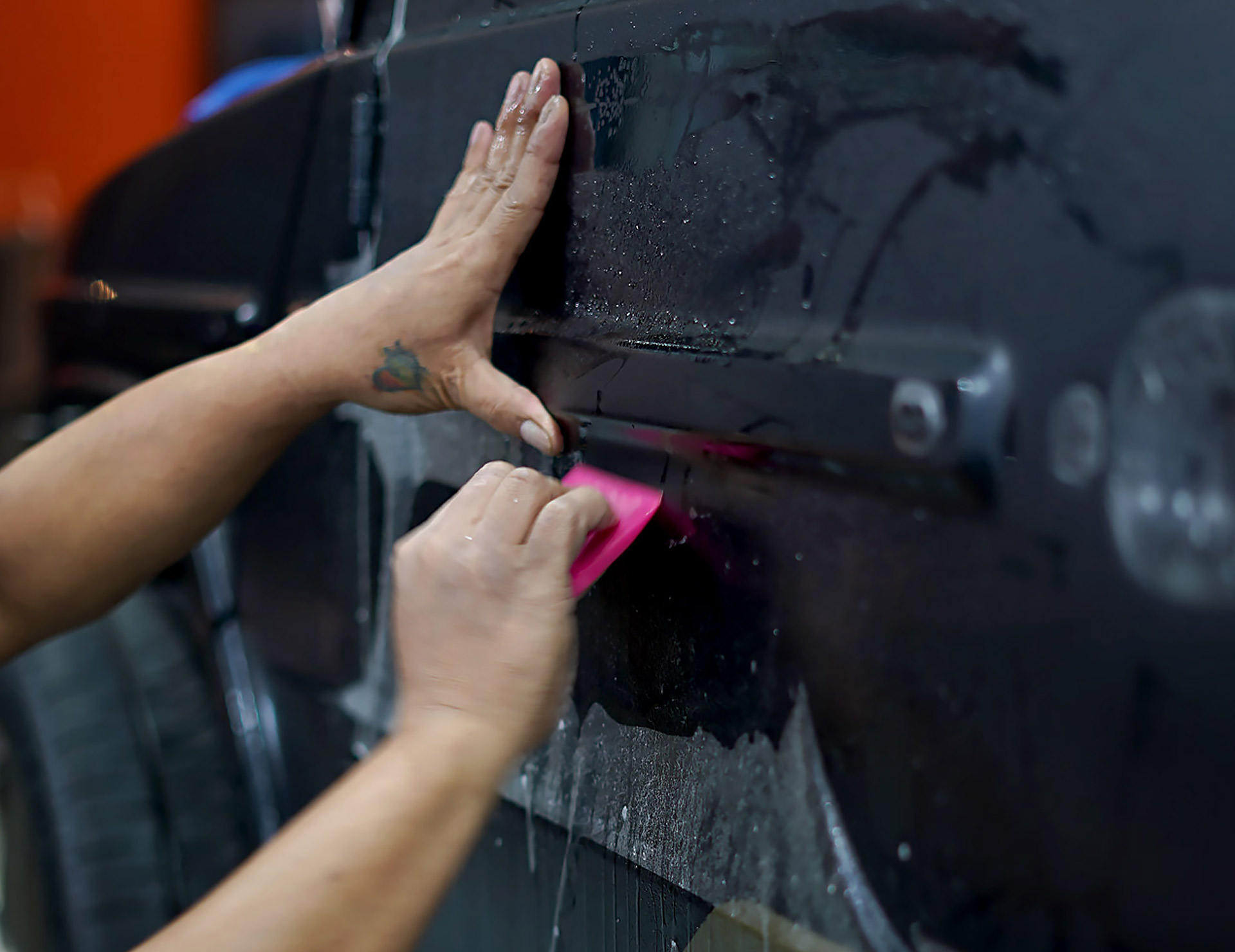 3M Satin wrap installation at TRUE KÖNCEPT Al Quoz Dubai